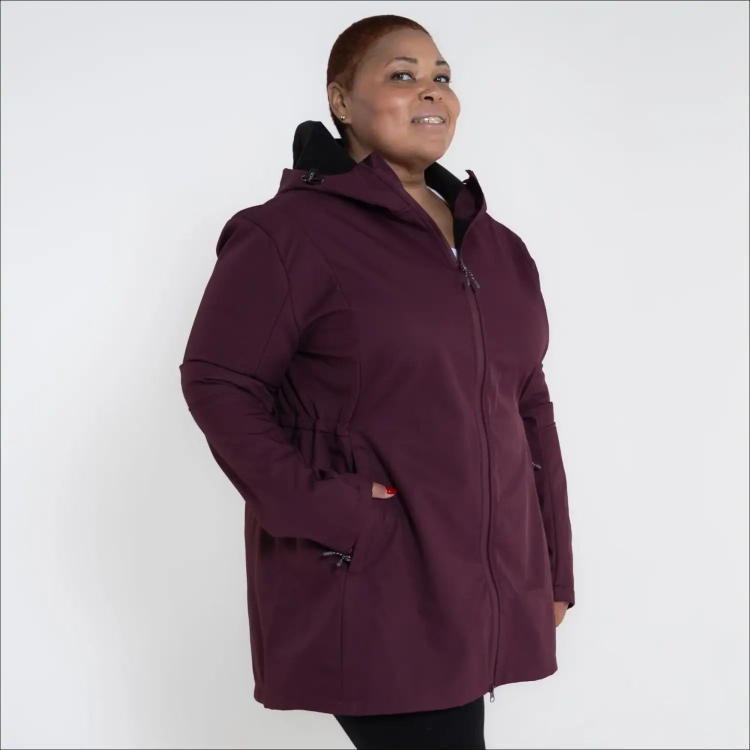 Burgundy hooded softshell jacket for women in plus size, mid-length waterproof outdoor wear