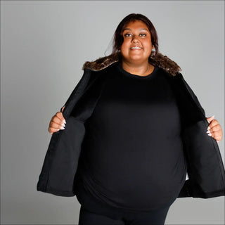 Women’s plus size faux fur collar soft shell jacket coat for fall and spring