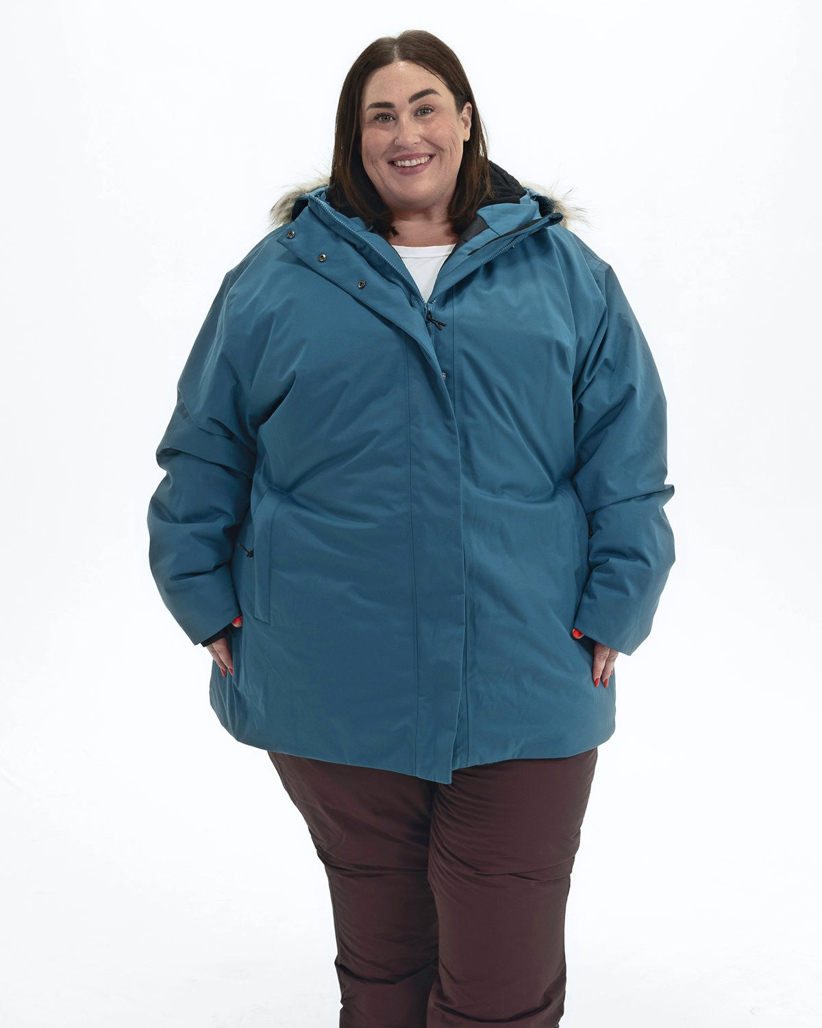 Peacock Cortina women's plus size insulated parka, front | Model is 5'4" and wears a 3X