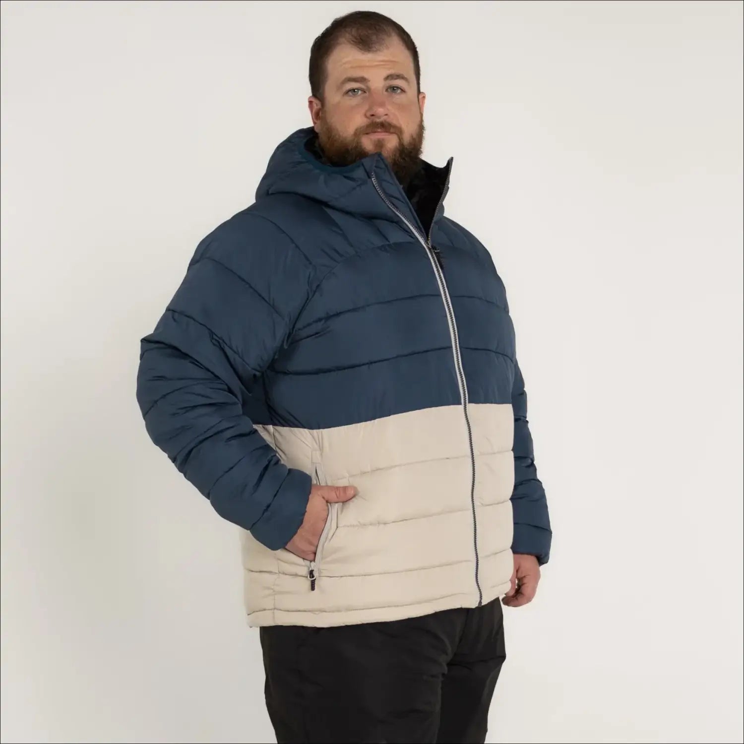 Men’s two-tone puffer jacket with hood, synthetic down, suitable for winter and snow outdoor activities