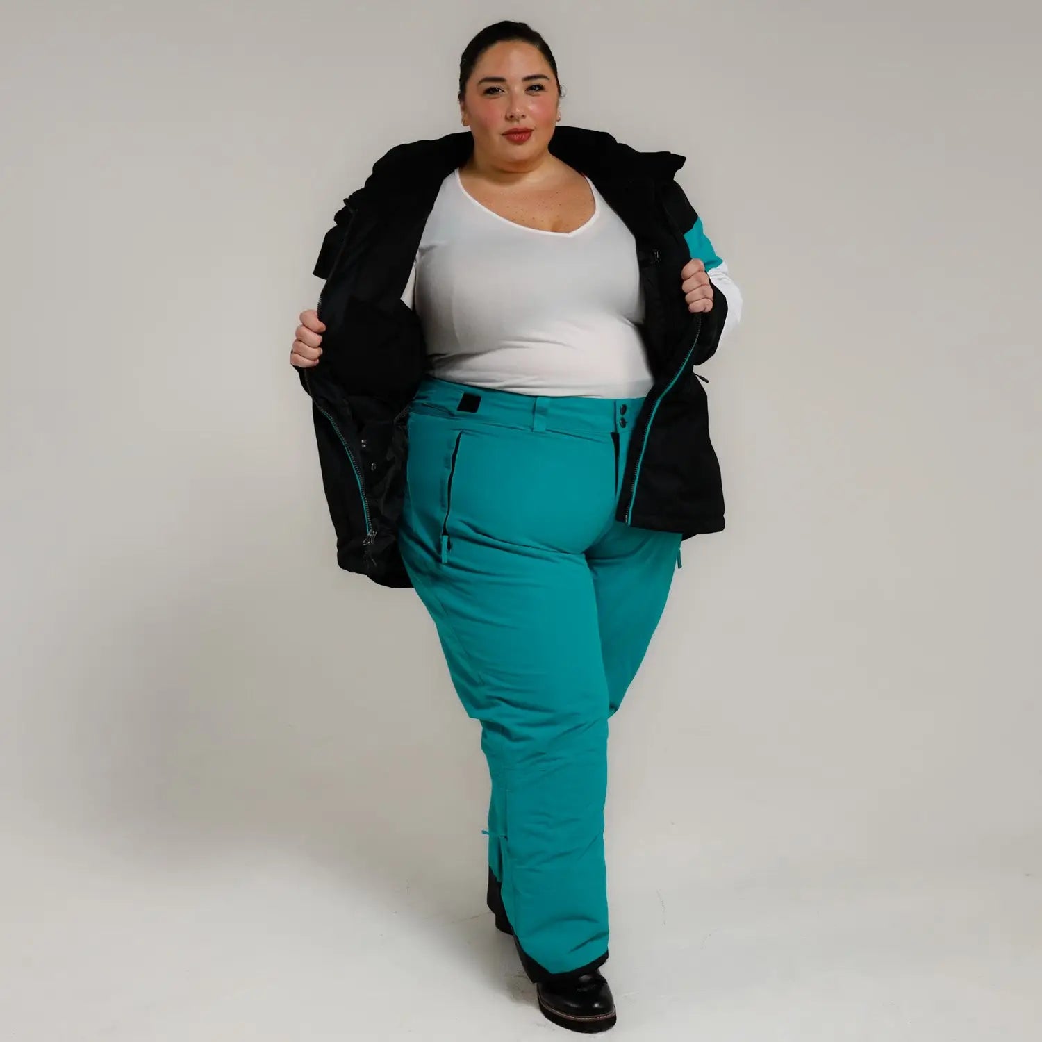 Woman in ski attire wearing Snow Country Plus Size Moonlight Insulated Ski Jacket