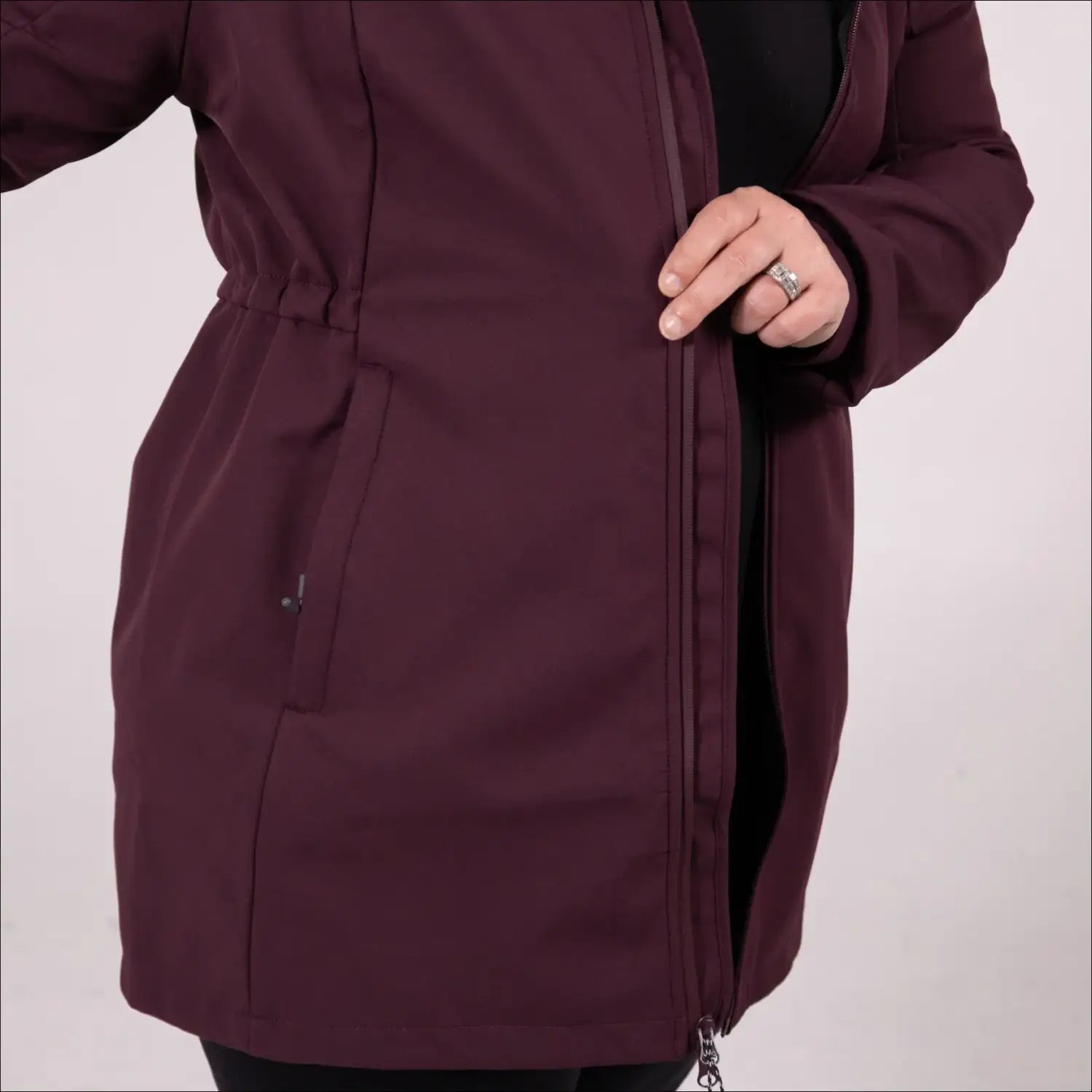 Burgundy Women’s Plus Size Stowe Softshell Jacket with Zipper for versatile outdoor wear