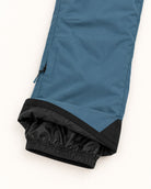 Peacock women's plus size insulated ski pants, sizes 1X to 6X, knee pocket and snow cuff detail