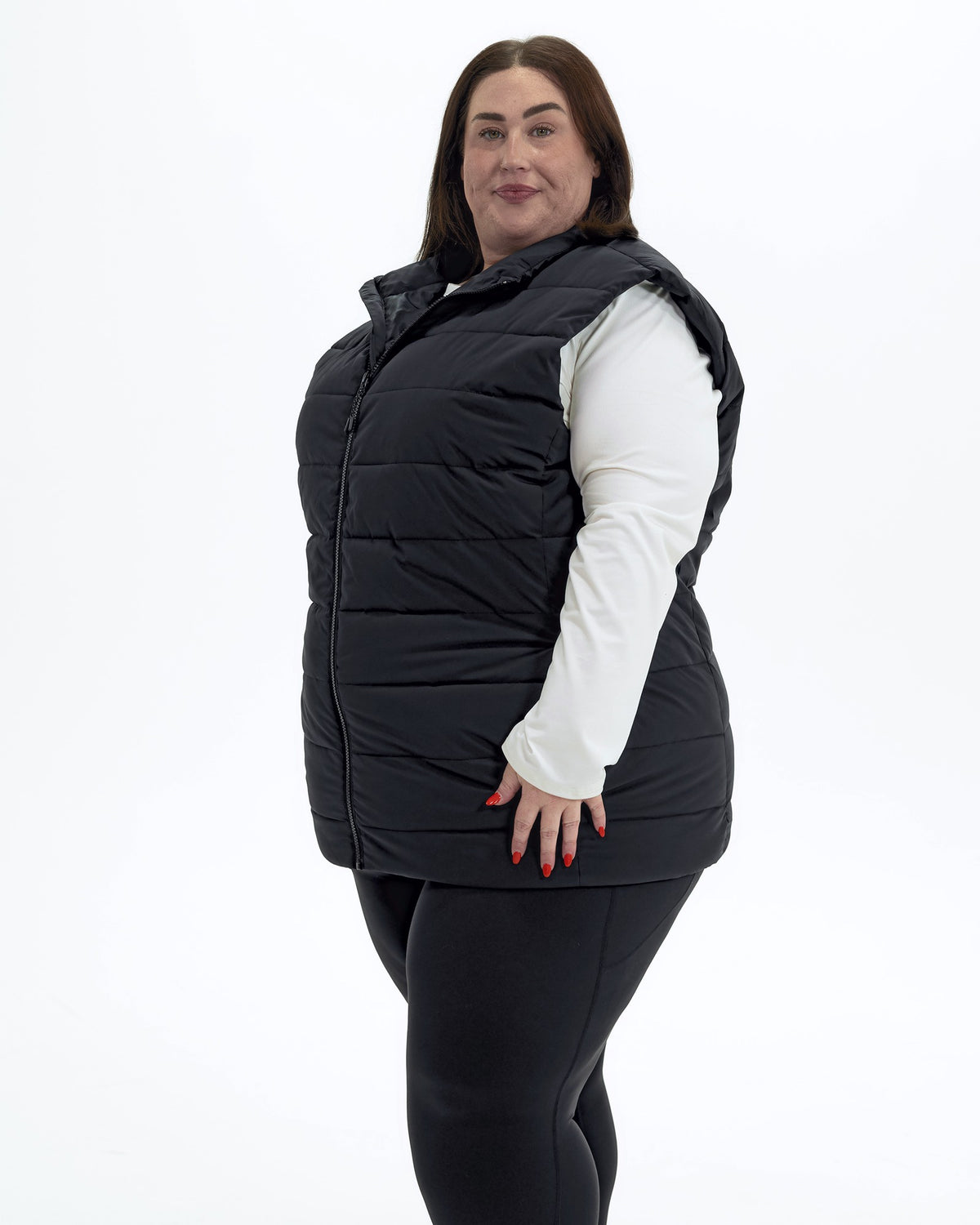 Black Tempo II women's plus size insulated vest, side | Model is 5'4" and wears a 3X